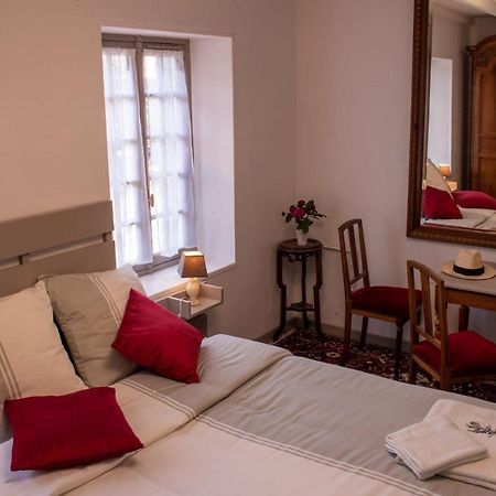 Hyenville Une Suite Au Jardin מראה חיצוני תמונה
